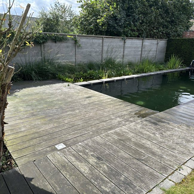 Reinigen hout terras voor